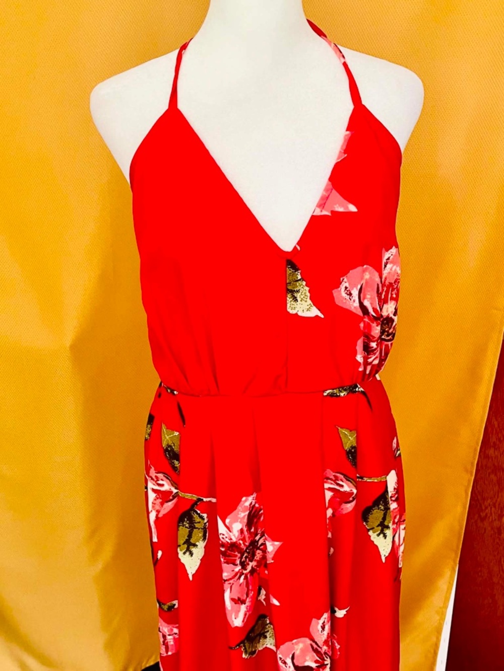 Hawaiian tropic  NY & Co Red Floral Halter Maxi Dress – V-Neck, NWT, Size M